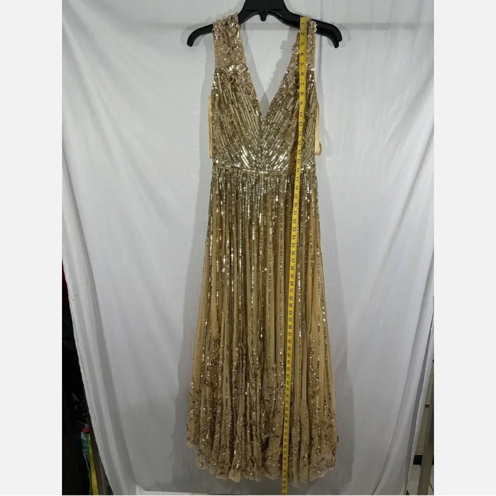 NWT $798 Mac Duggal [ 8 ] Sequin & Floral‎ Embellished Evening Gown Gold